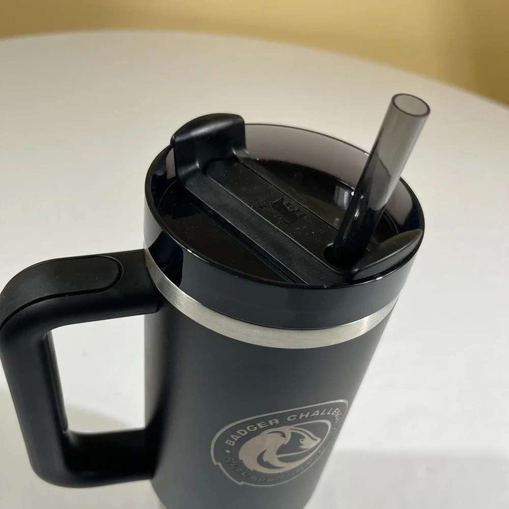 Stanley Quencher H2.0 FlowState 30 oz Tumbler Black New Badger Logo - Picture 9 of 15